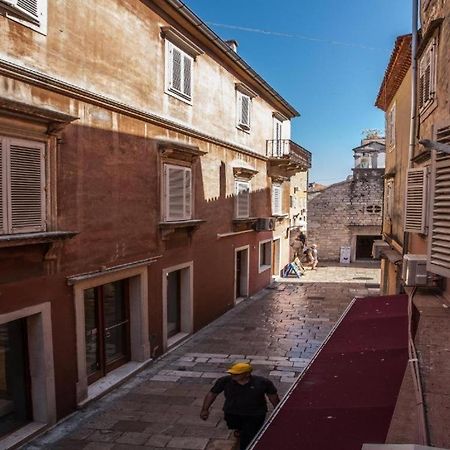 شقة زادار  في Sophie The Center Of The Old Town المظهر الخارجي الصورة